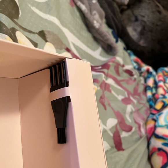 L’Ange hair dryer and straightener - Picture 2 of 6